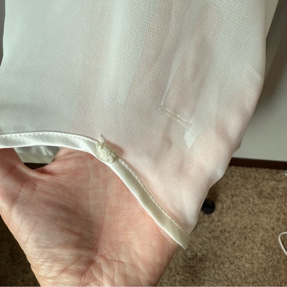 Dentelle White Satin & Lace Short Robe – Size Large - Picture 6 of 8